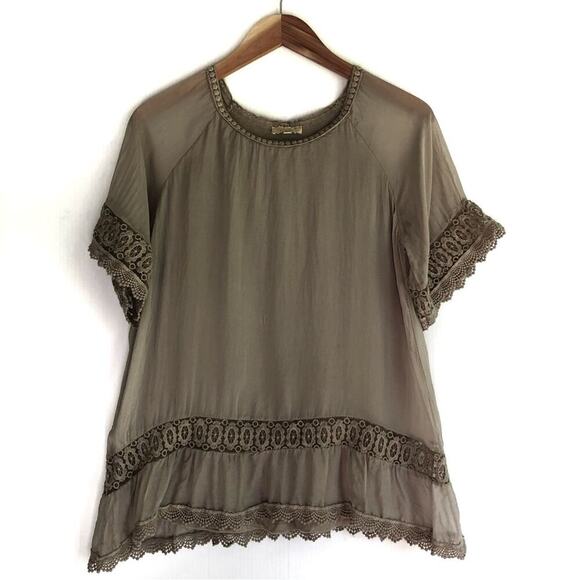 Guisy 100% silk top with crocheted details size small beige made in Italy - Picture 1 of 11